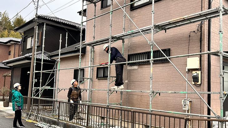自社足場によるコスト削減