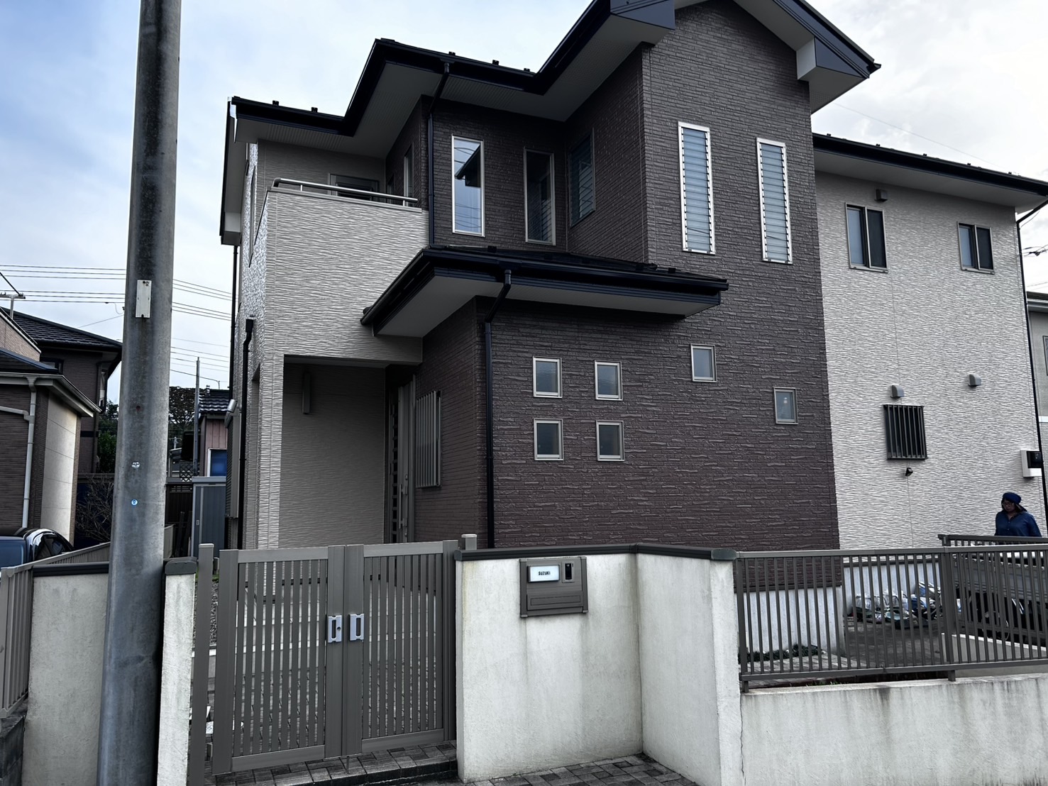 市原市　縦のツートンカラー　初めての外壁塗装