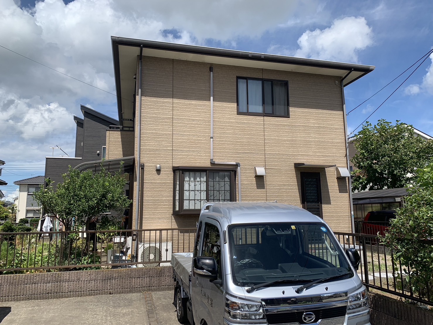 木更津市　外壁塗装とアルミ玄関ドア塗装