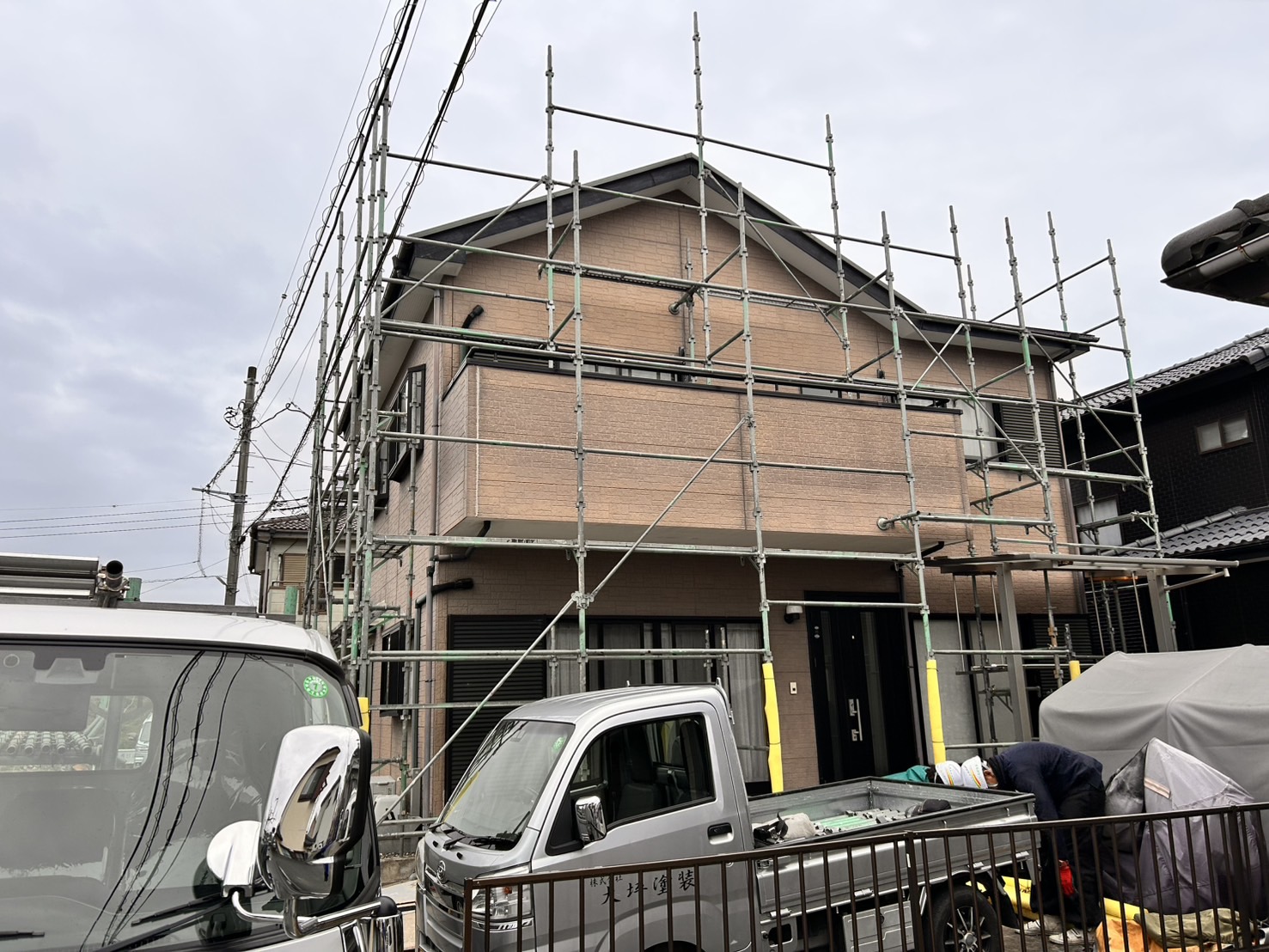 木更津市　漏水と凍害による外壁剝離　部分張替え・塗装